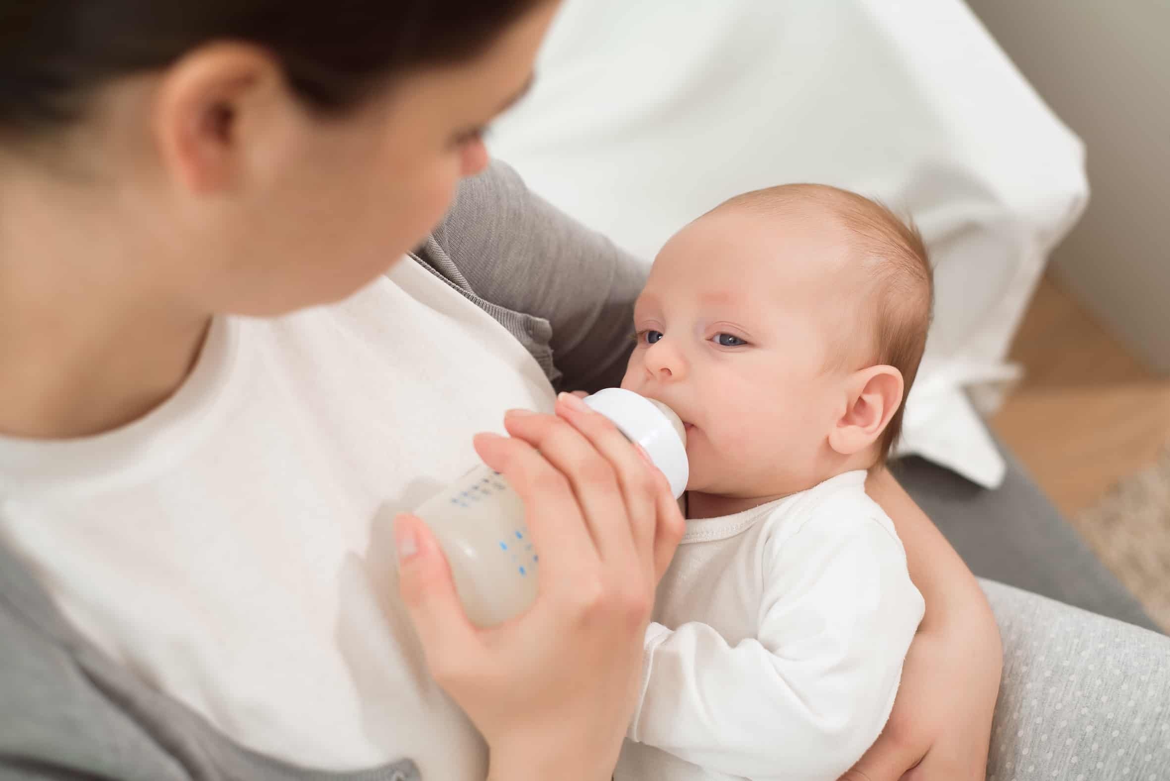 how much milk should a newborn drink